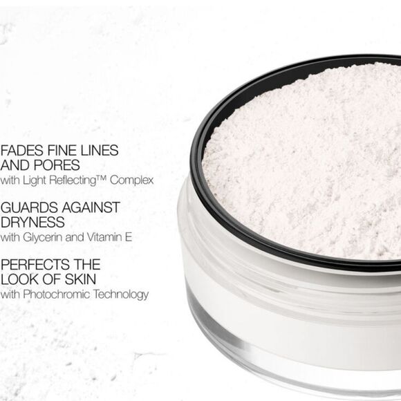 NARS Cosmetics Light Reflecting Loose Setting Powder - Picture 4 of 8